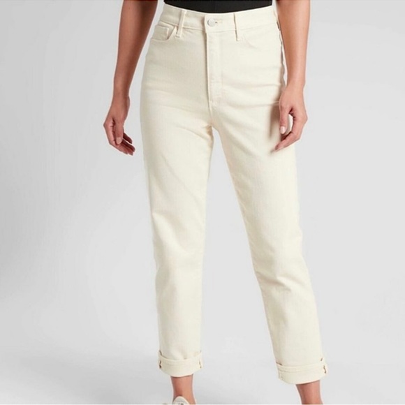 ATHLETA Size 12 Tall Sculptek Flex Straight Ankle Jeans in Bone White - Picture 2 of 12